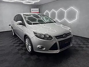Used 2012 Ford Focus Zetec Silver - Interior and Exterior details 4