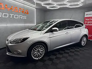 Used 2012 Ford Focus Zetec Silver - Interior and Exterior details 8