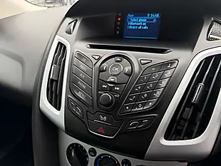 Used 2012 Ford Focus Zetec Silver - Interior and Exterior details 15