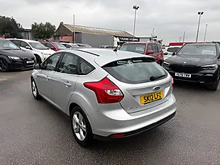 Used 2012 Ford Focus Zetec Silver - Interior and Exterior details 5