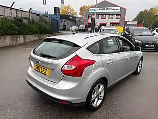 Used 2012 Ford Focus Zetec Silver - Interior and Exterior details 8