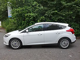 Used 2012 Ford Focus Zetec White - Interior and Exterior details 10