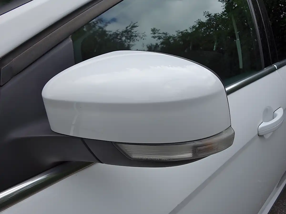 Used 2012 Ford Focus Zetec White - Interior and Exterior details 15