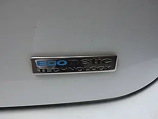 Used 2012 Ford Focus Zetec White - Interior and Exterior details 16