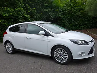 Used 2012 Ford Focus Zetec White - Interior and Exterior details 5