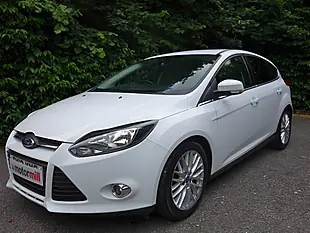 Used 2012 Ford Focus Zetec White - Interior and Exterior details 9