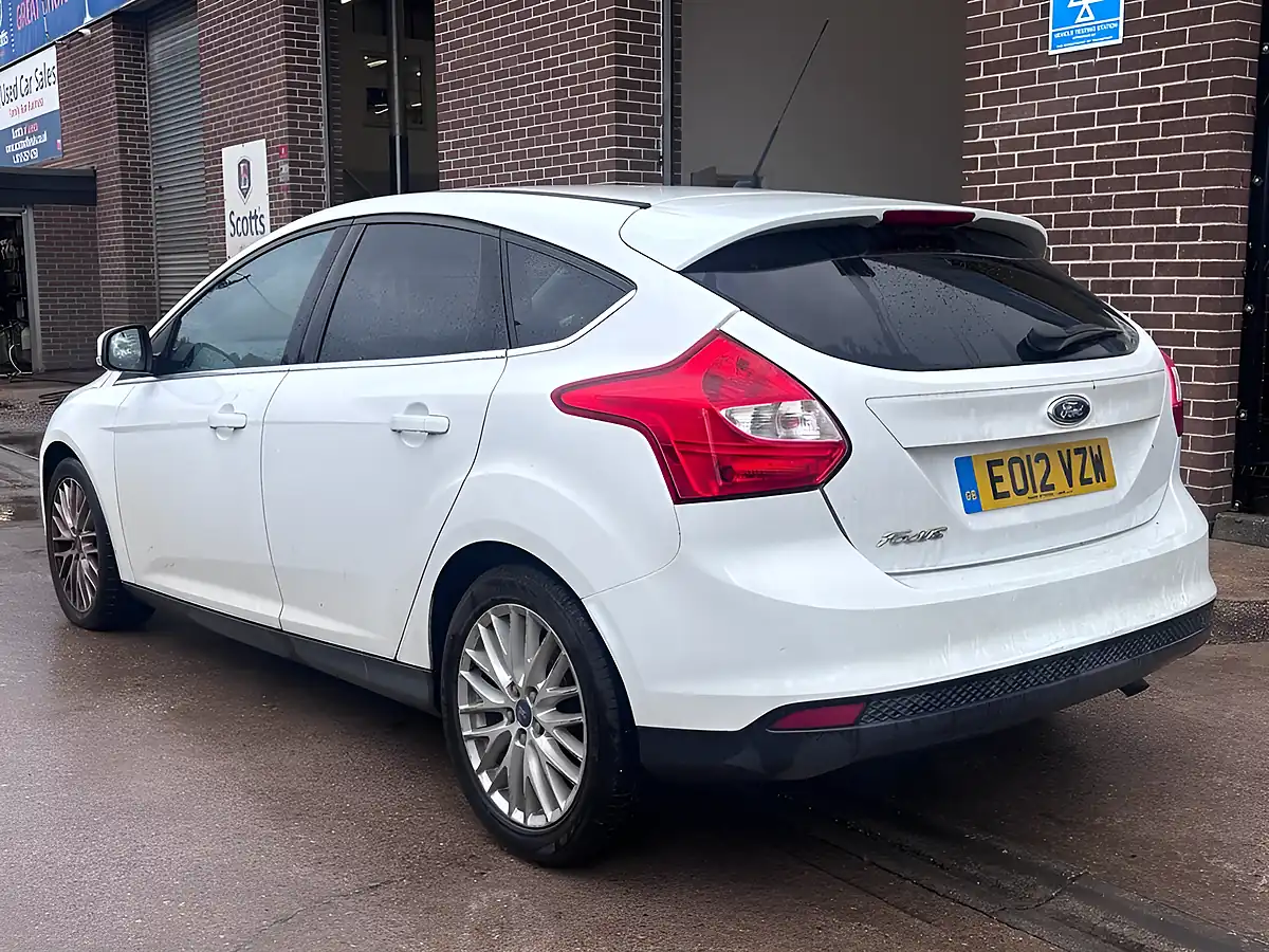 Used 2012 Ford Focus Zetec White - Interior and Exterior details 7