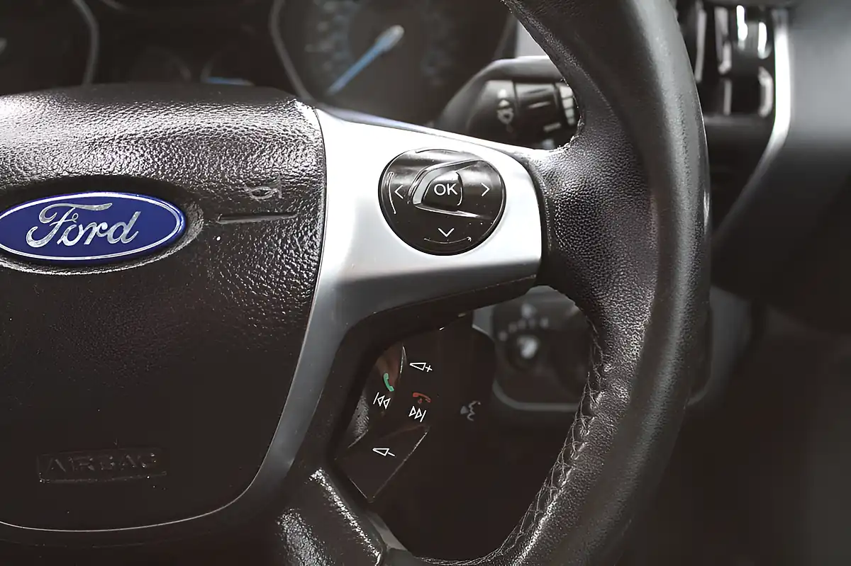 Used 2012 Ford Grand C-Max Titanium Silver - Interior and Exterior details 6