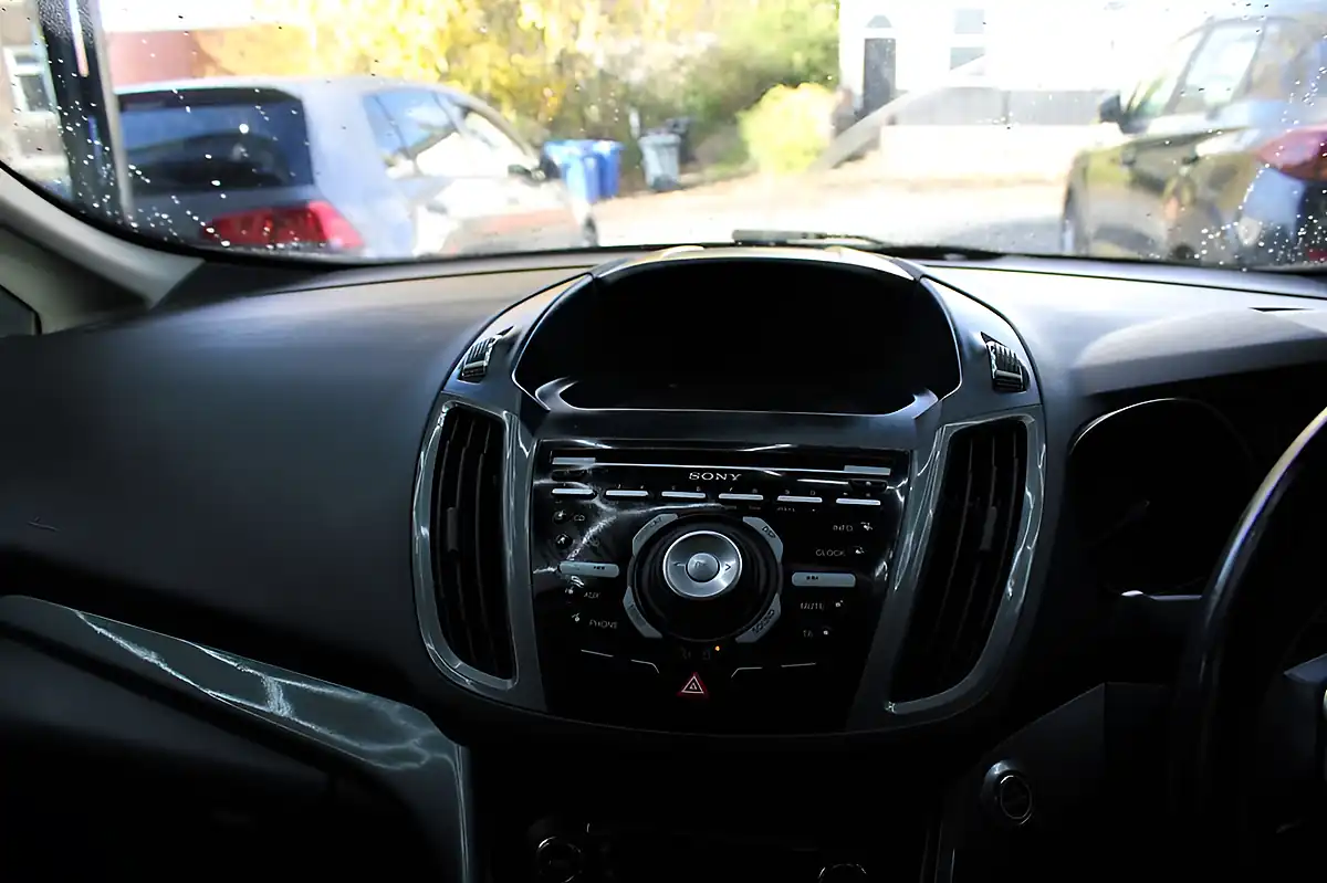 Used 2012 Ford Grand C-Max Titanium Silver - Interior and Exterior details 9