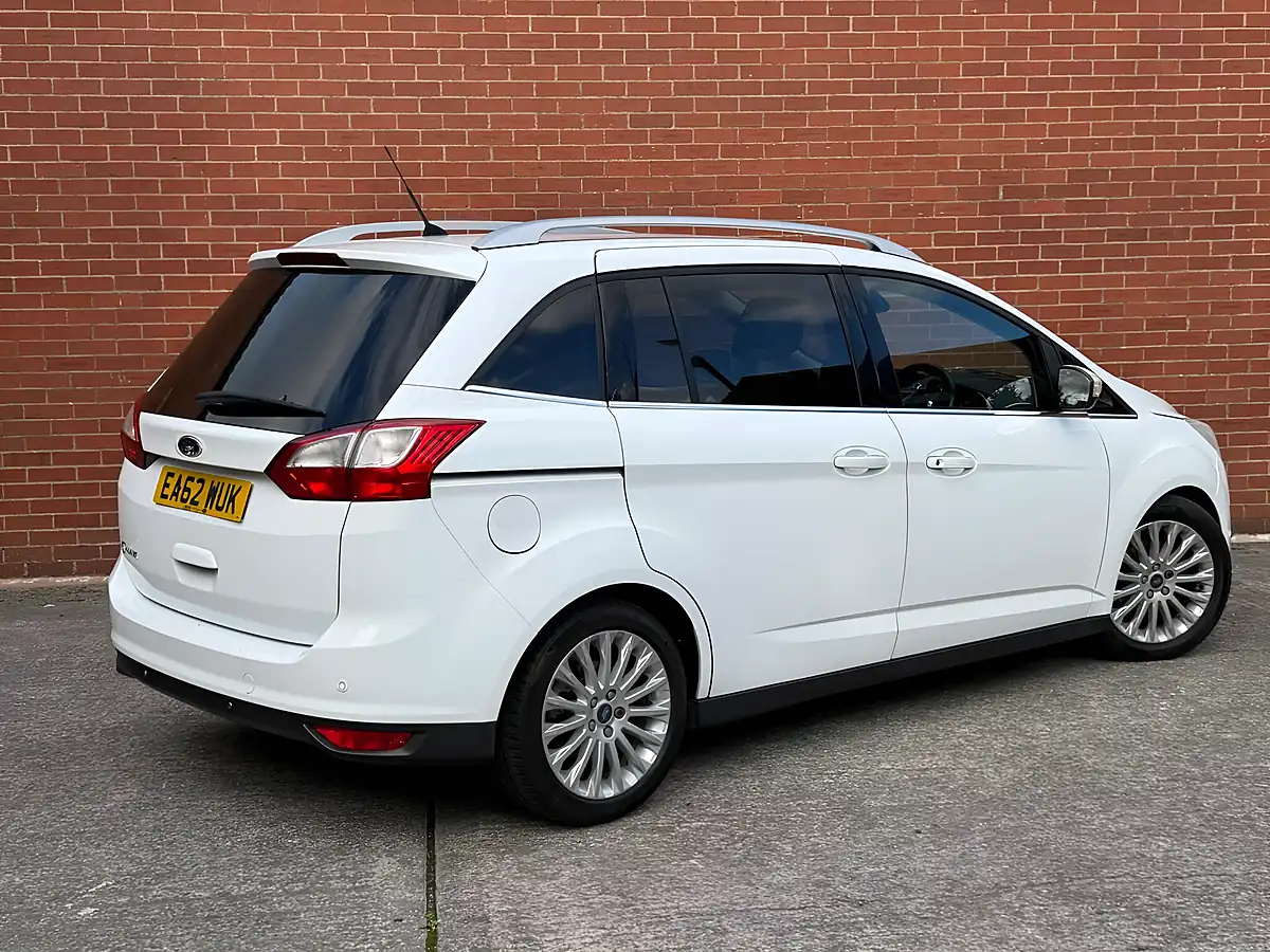 Used 2012 Ford Grand C-Max Titanium White - Interior and Exterior details 10