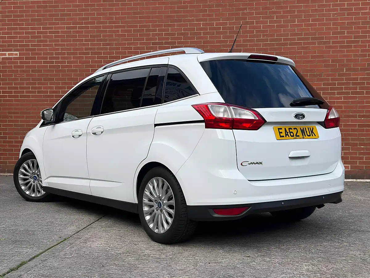 Used 2012 Ford Grand C-Max Titanium White - Interior and Exterior details 11