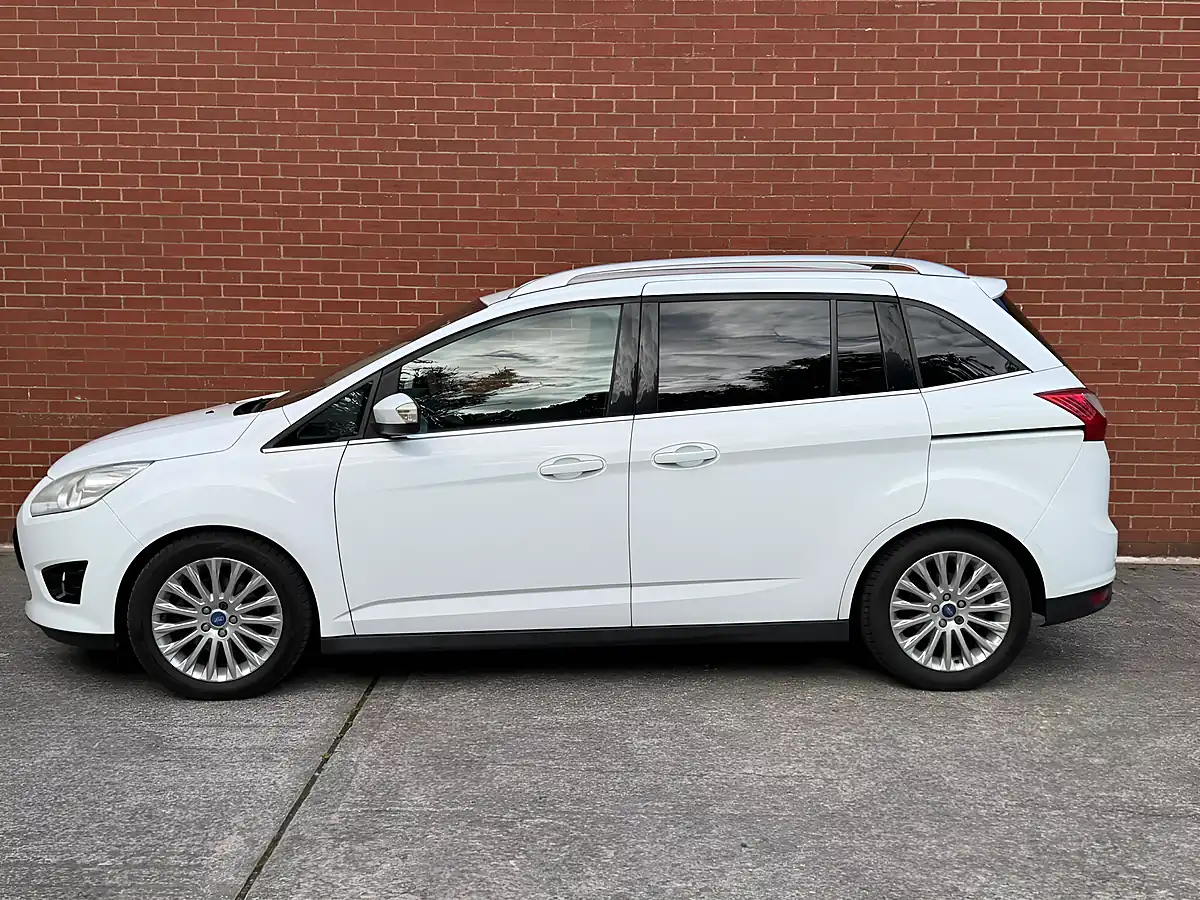 Used 2012 Ford Grand C-Max Titanium White - Interior and Exterior details 13