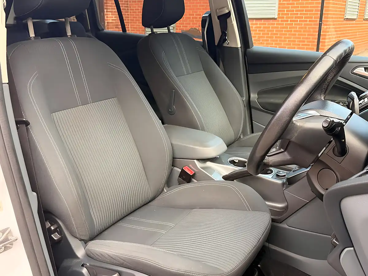 Used 2012 Ford Grand C-Max Titanium White - Interior and Exterior details 19
