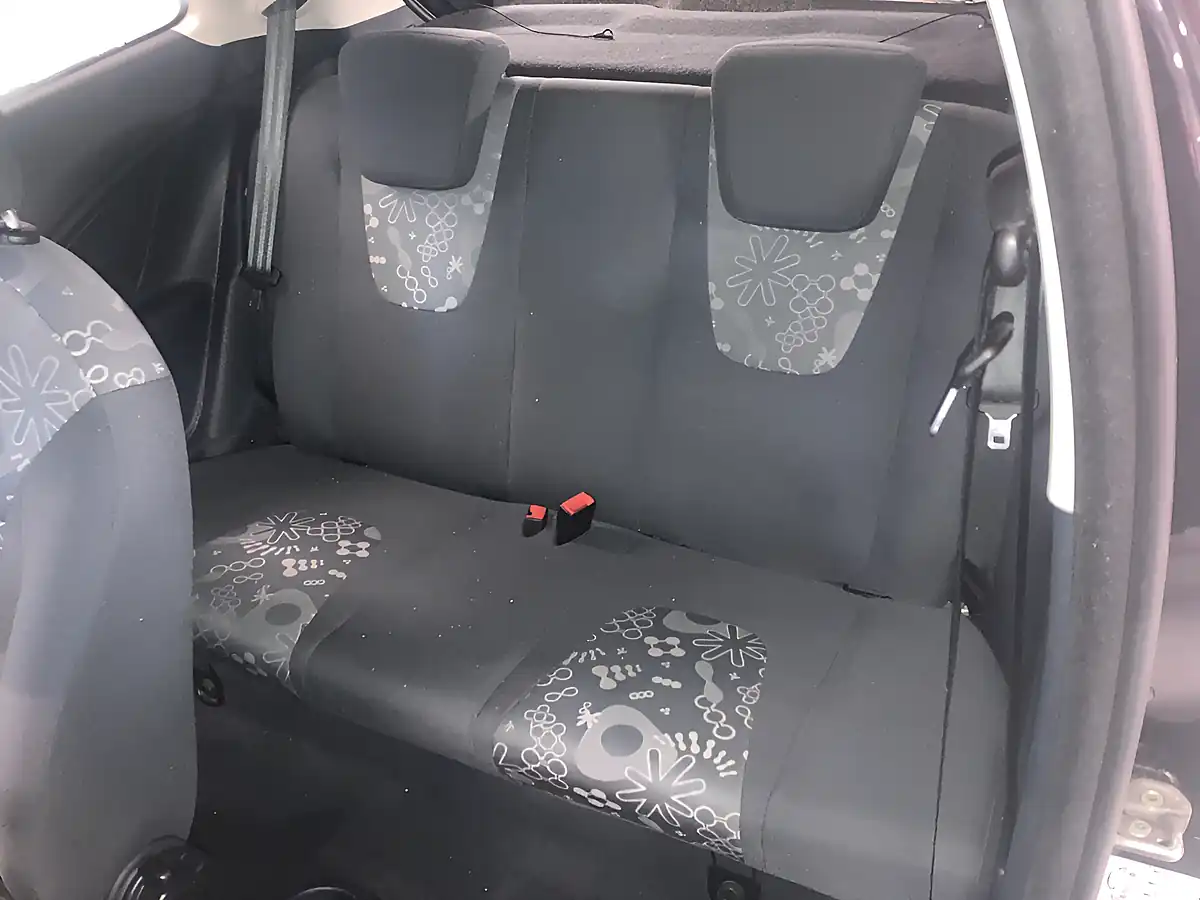 Used 2012 Ford Ka Edge Black - Interior and Exterior details 15