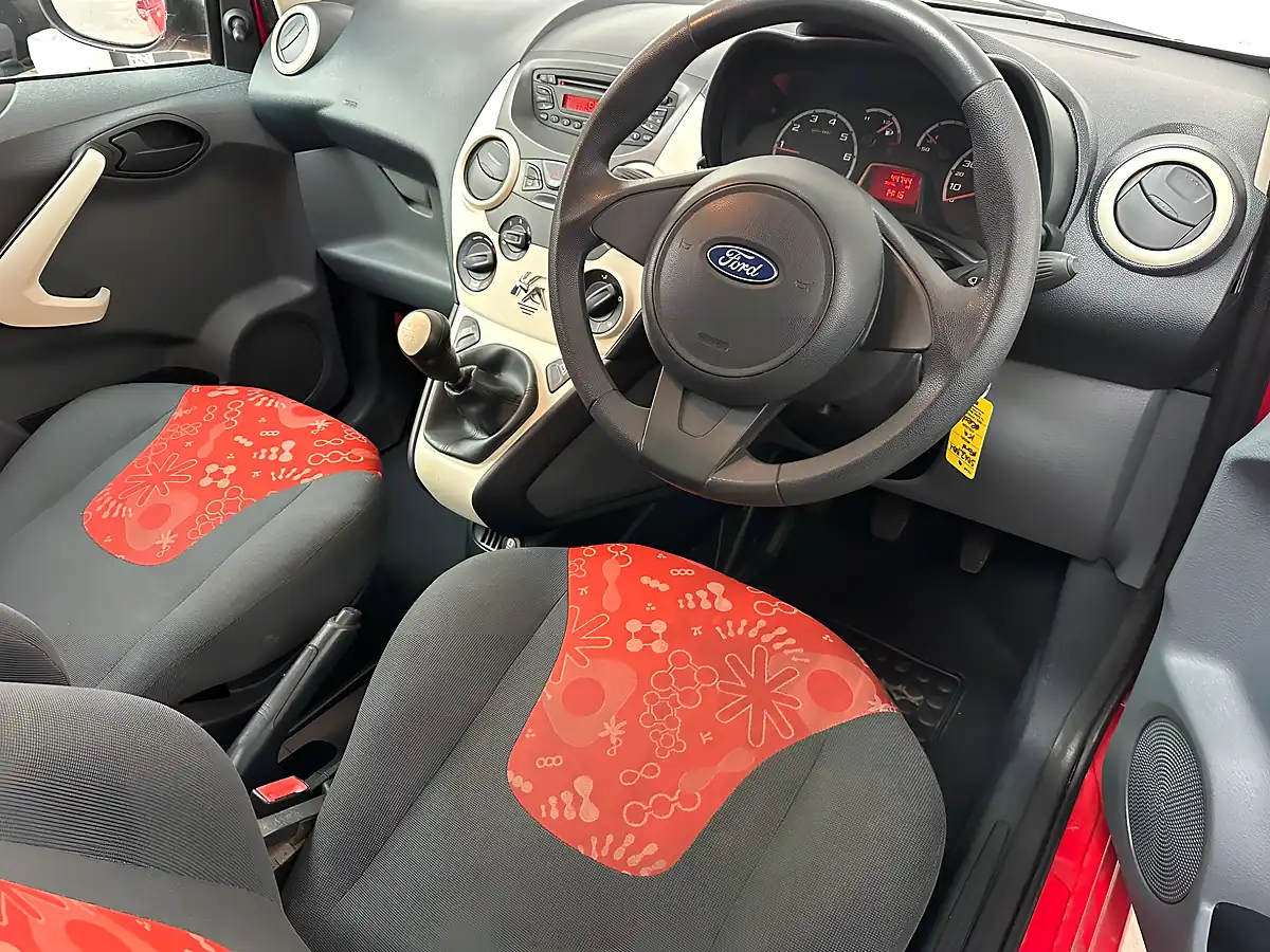 Used 2012 Ford Ka Edge Red - Interior and Exterior details 3