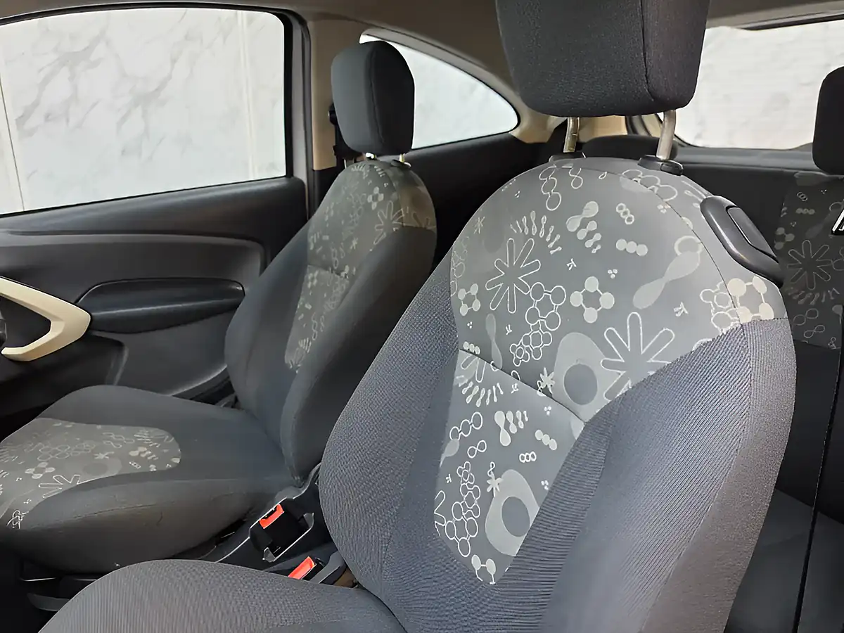 Used 2012 Ford Ka Edge Silver - Interior and Exterior details 12