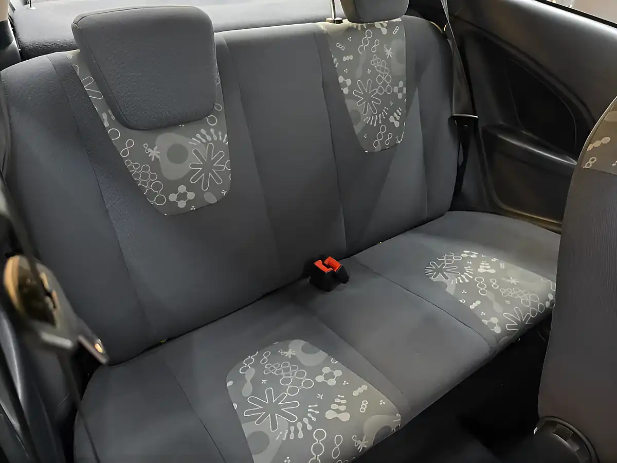 Used 2012 Ford Ka Edge Silver - Interior and Exterior details 16