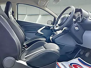 Used 2012 Ford Ka Edge White - Interior and Exterior details 11