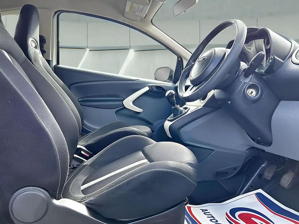 Used 2012 Ford Ka Edge White - Interior and Exterior details 11