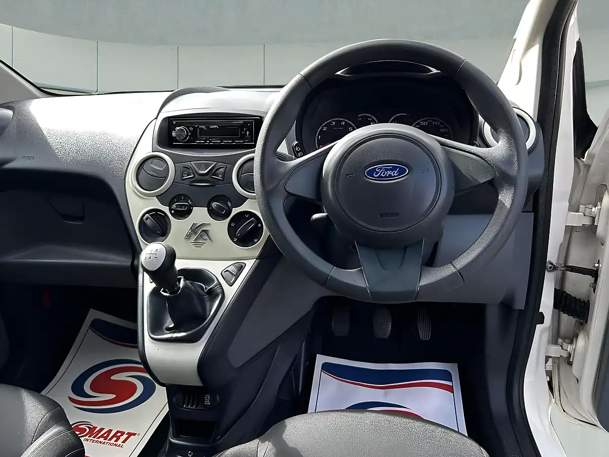 Used 2012 Ford Ka Edge White - Interior and Exterior details 12