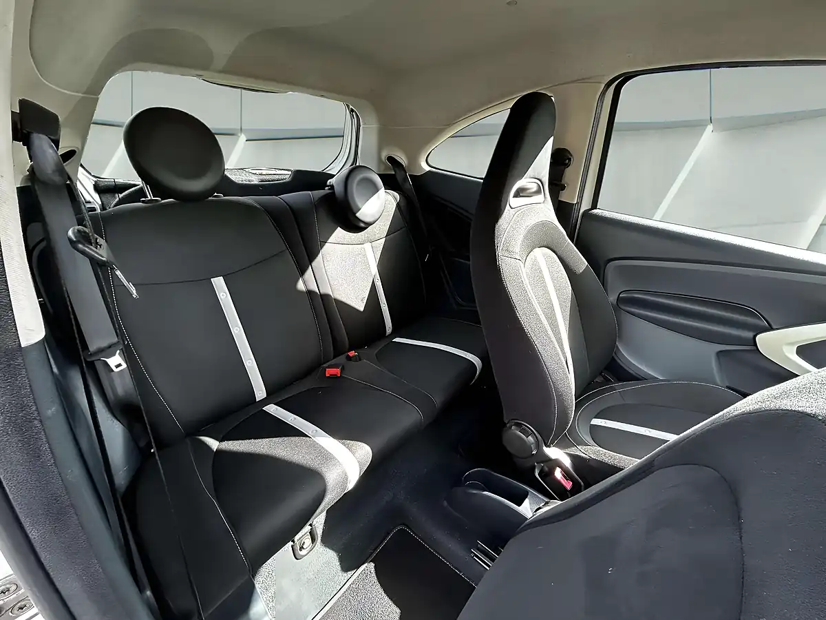 Used 2012 Ford Ka Edge White - Interior and Exterior details 14