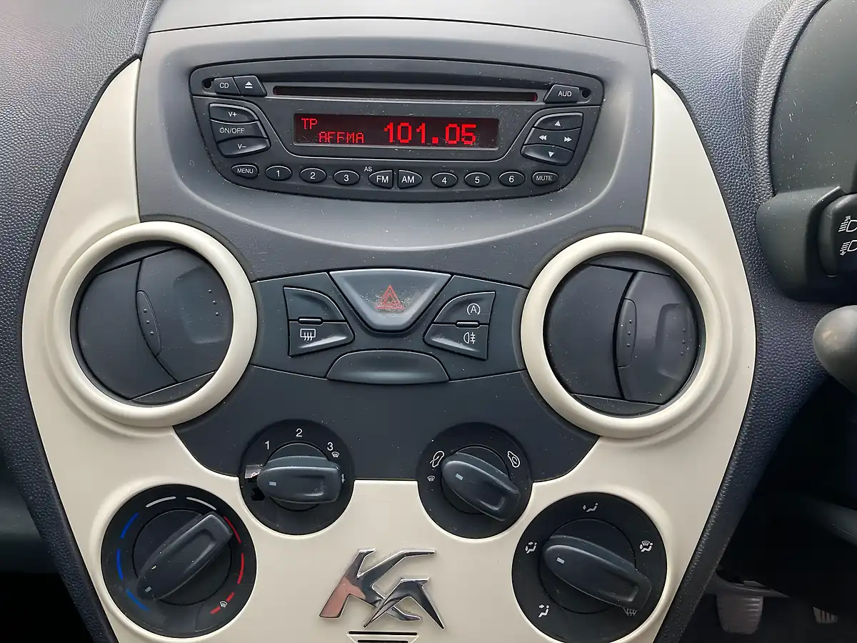 Used 2012 Ford Ka Studio Blue - Interior and Exterior details 7