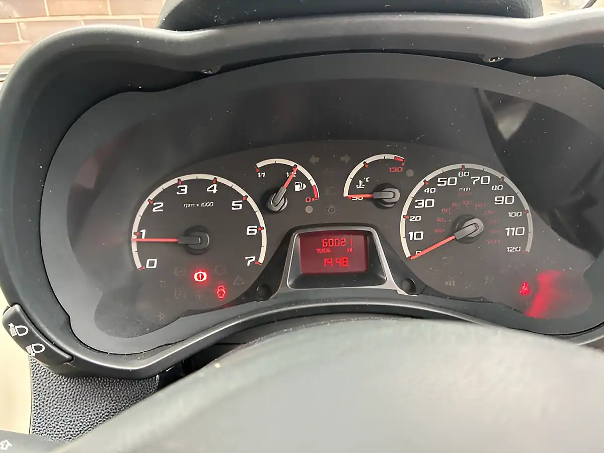 Used 2012 Ford Ka Studio Red - Interior and Exterior details 18