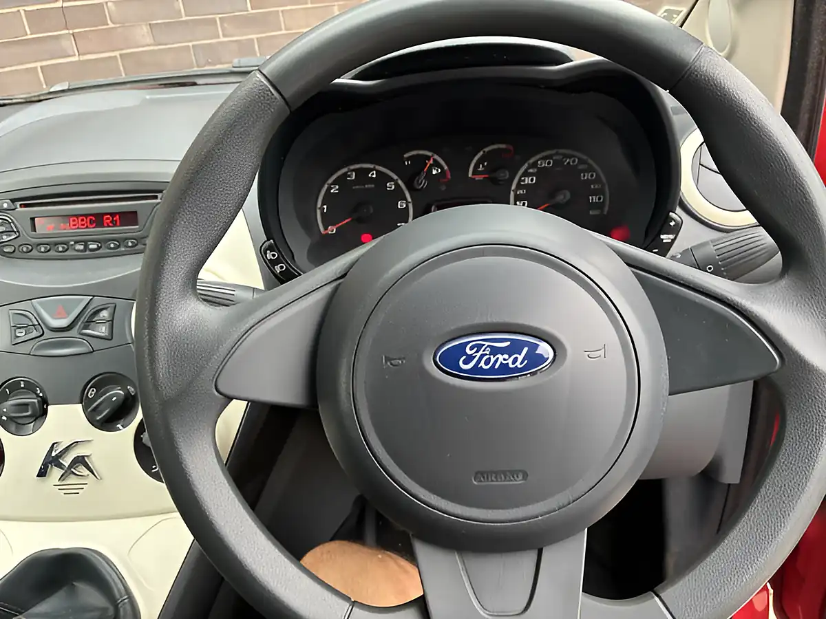 Used 2012 Ford Ka Studio Red - Interior and Exterior details 19