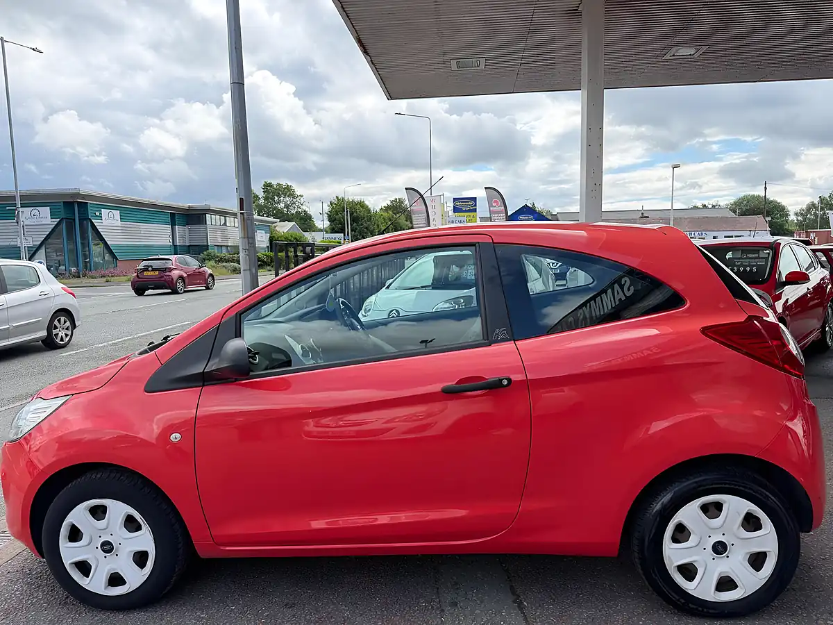 Used 2012 Ford Ka Studio Red - Interior and Exterior details 9