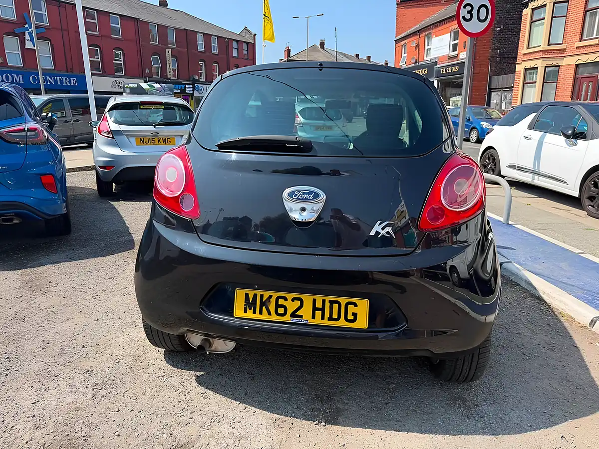 Used 2012 Ford Ka Titanium Black - Interior and Exterior details 4