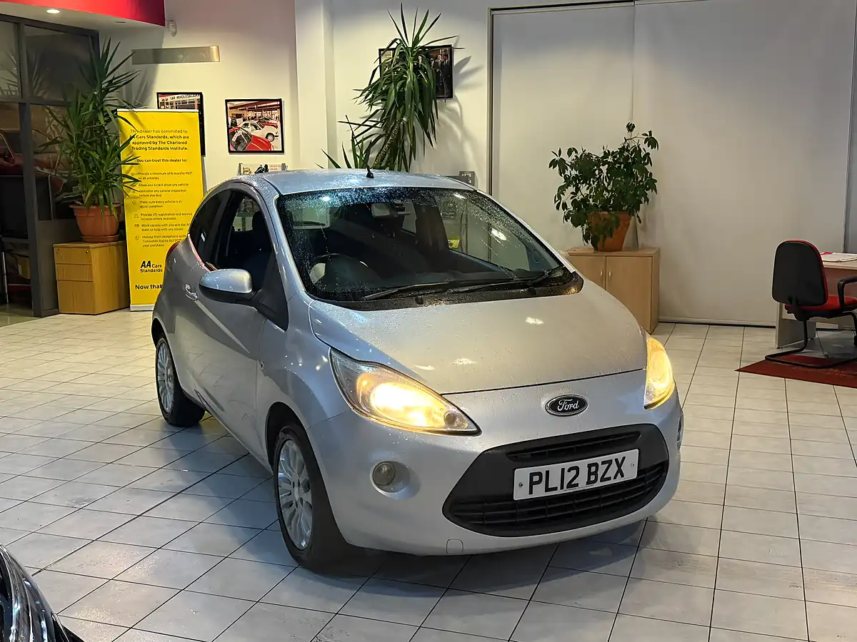 Used 2012 Ford Ka Zetec Silver - Interior and Exterior details 2