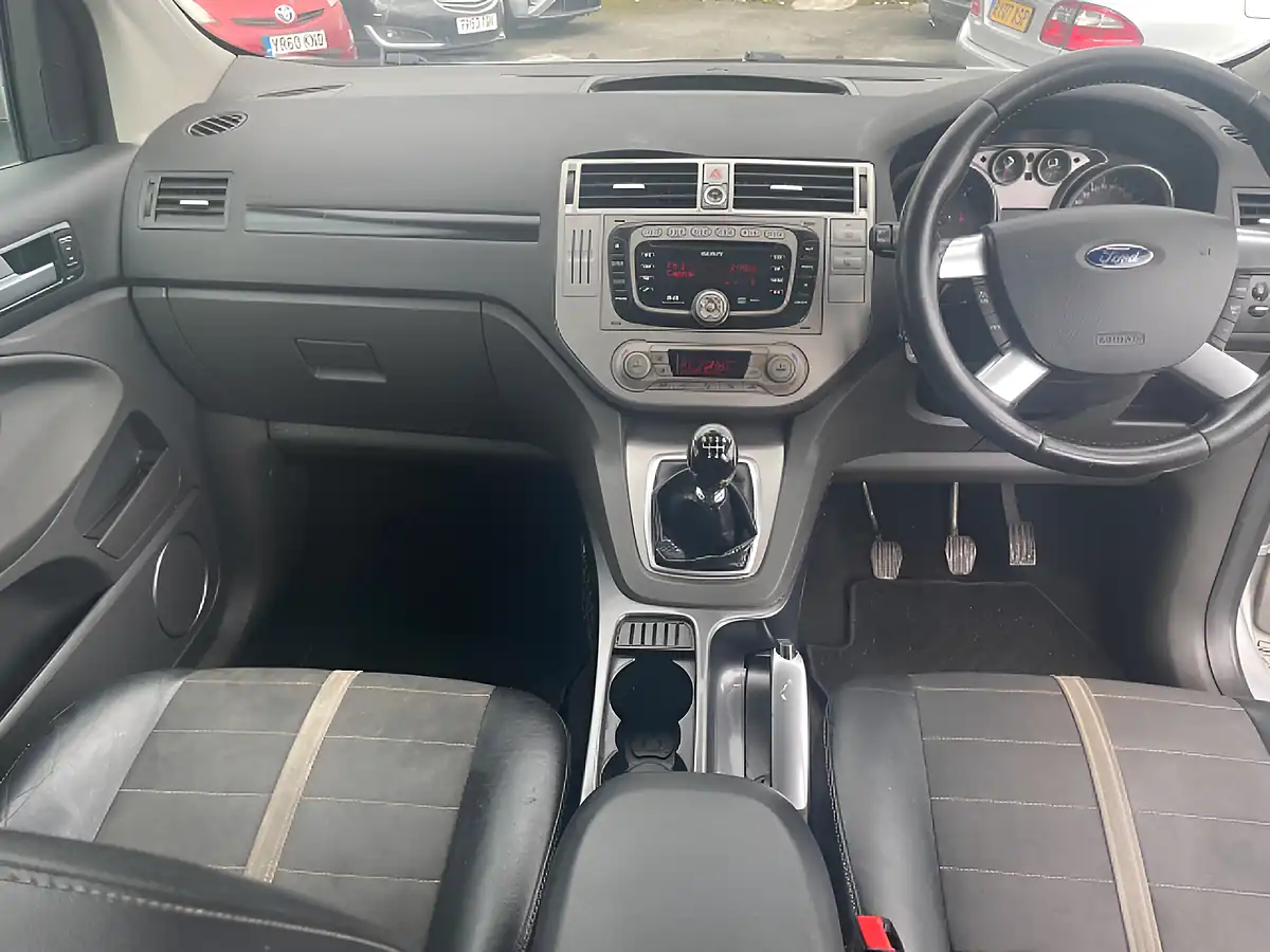 Used 2012 Ford Kuga Titanium Silver - Interior and Exterior details 13