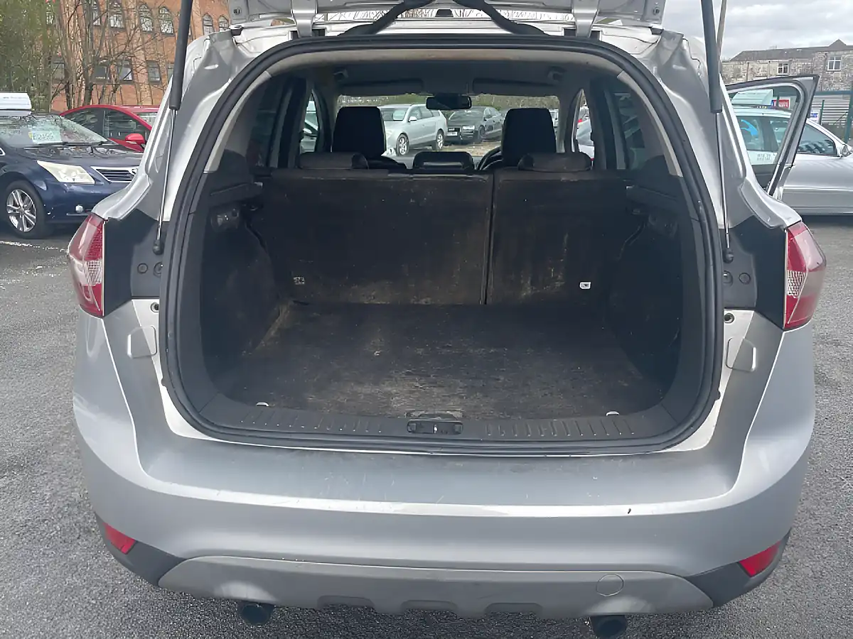 Used 2012 Ford Kuga Titanium Silver - Interior and Exterior details 14