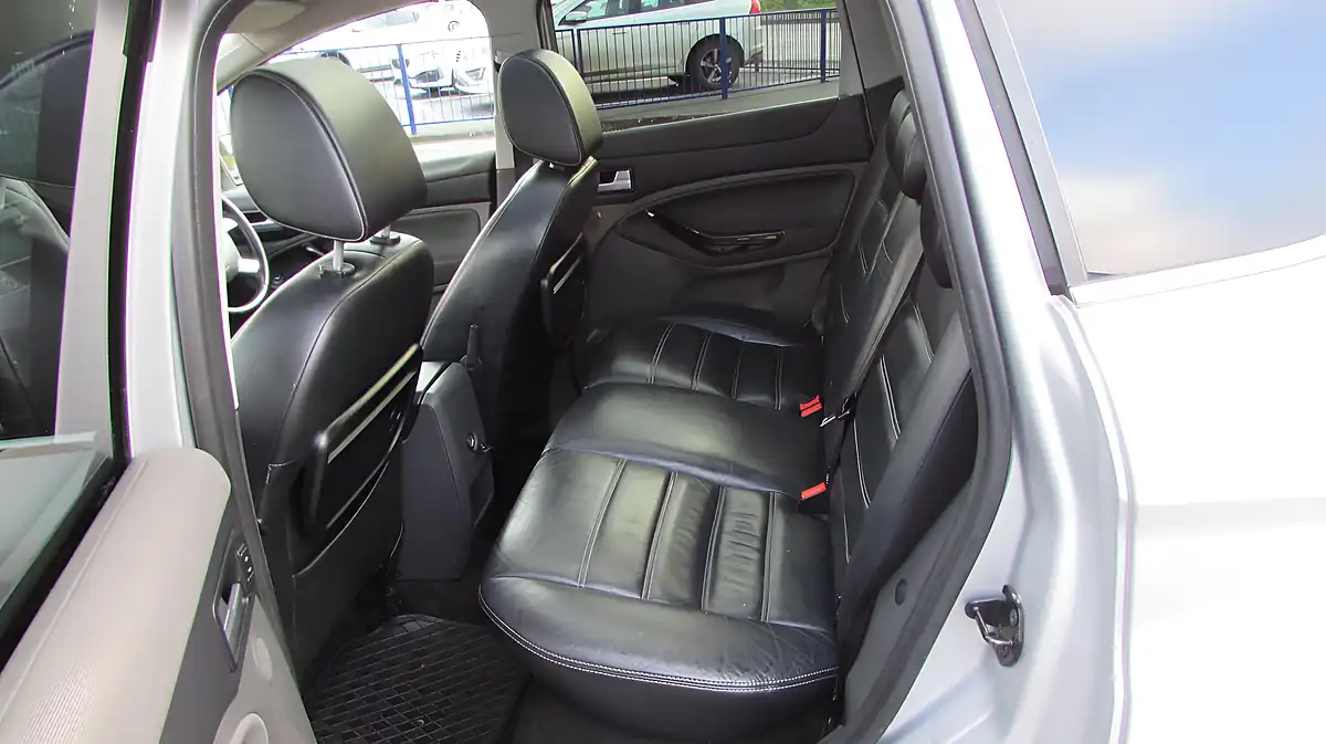 Used 2012 Ford Kuga Titanium X Silver - Interior and Exterior details 10