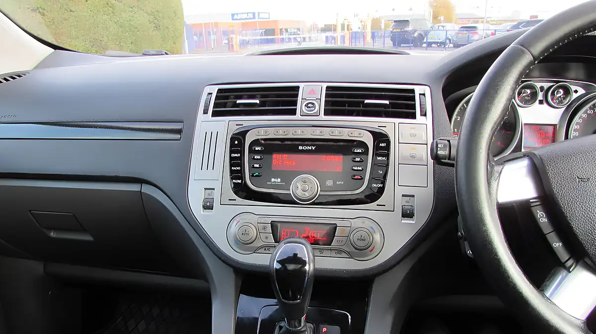Used 2012 Ford Kuga Titanium X Silver - Interior and Exterior details 13
