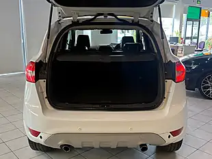 Used 2012 Ford Kuga Titanium X White - Interior and Exterior details 10