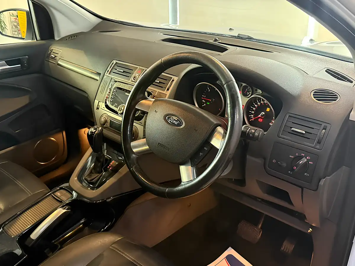 Used 2012 Ford Kuga Titanium X White - Interior and Exterior details 14
