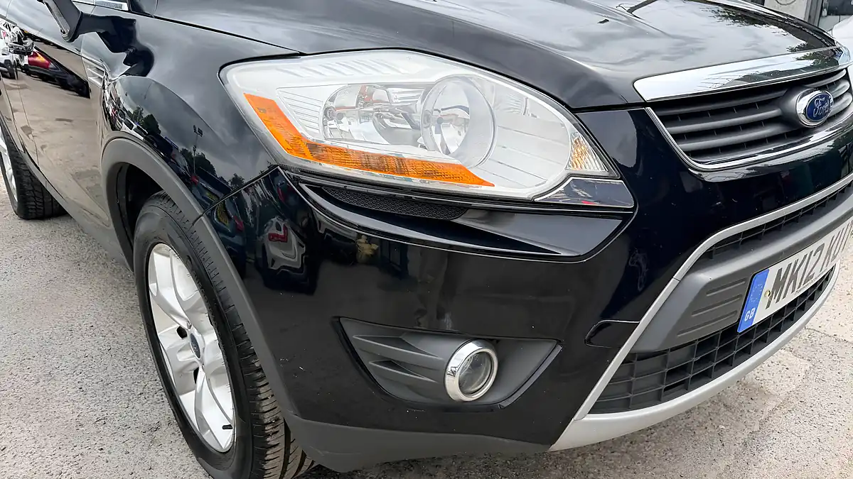 Used 2012 Ford Kuga Zetec Black - Interior and Exterior details 16