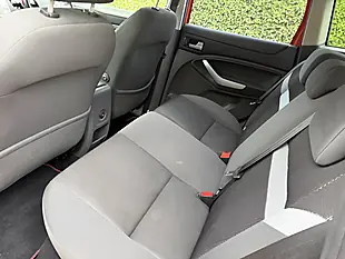 Used 2012 Ford Kuga Zetec Mars Red - Interior and Exterior details 15