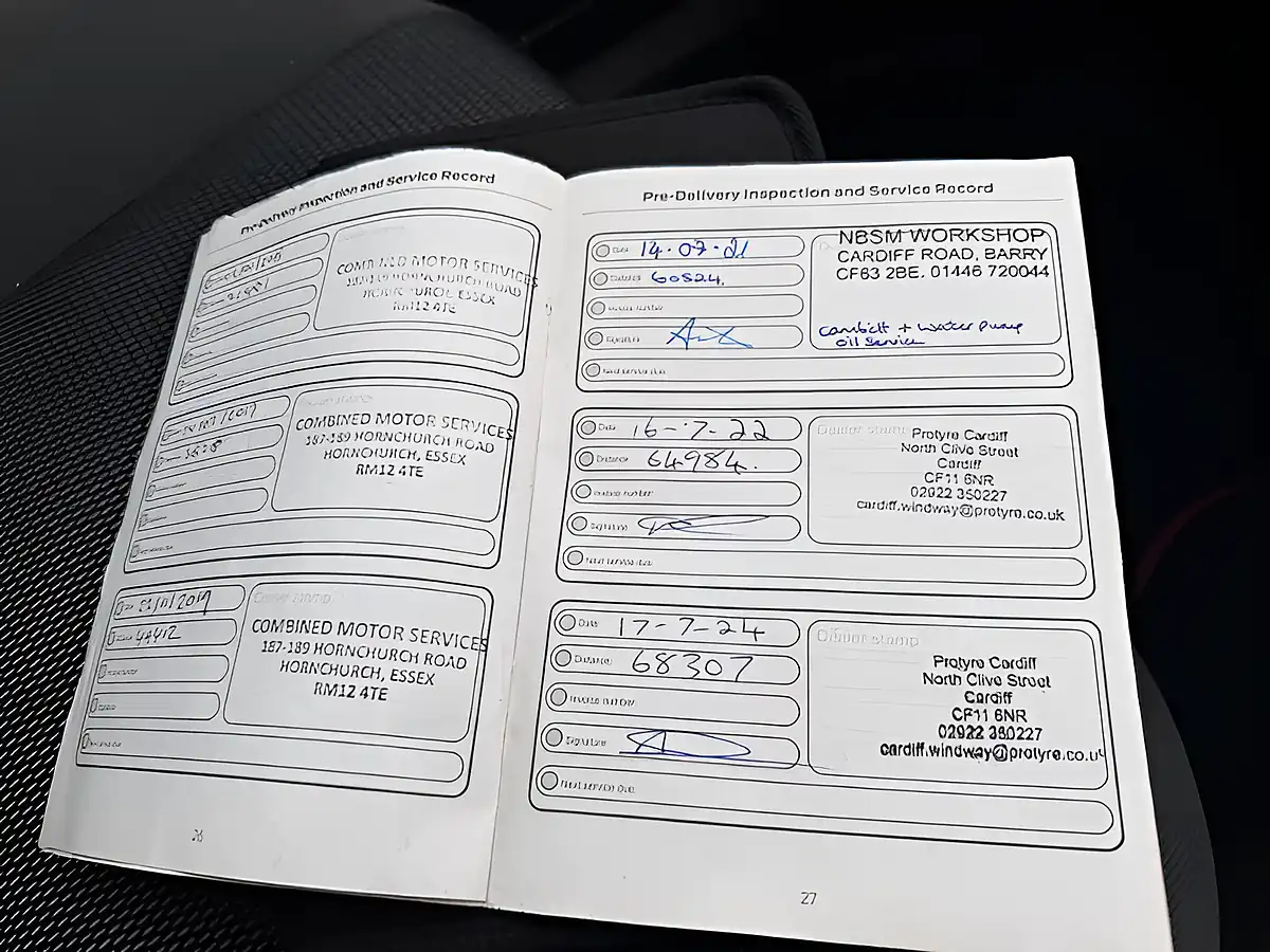 Used 2012 Ford Kuga Zetec Mars Red - Interior and Exterior details 20