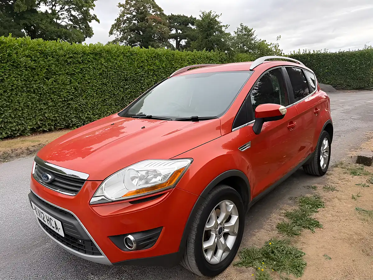 Used 2012 Ford Kuga Zetec Mars Red - Interior and Exterior details 8