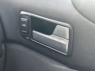 Used 2012 Ford Kuga Zetec Silver - Interior and Exterior details 11