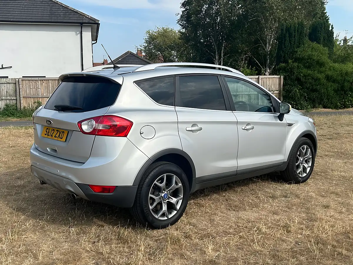 Used 2012 Ford Kuga Zetec Silver - Interior and Exterior details 4