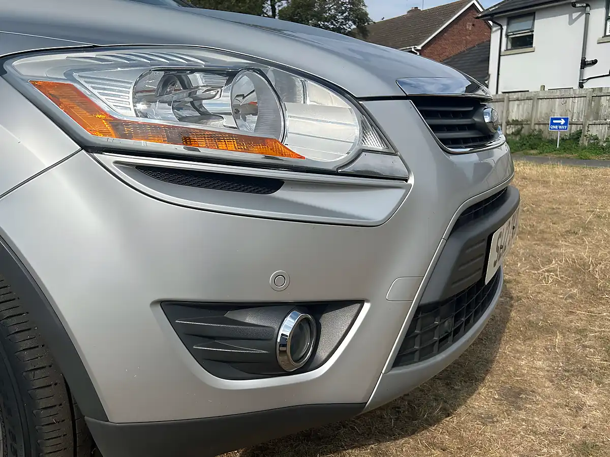 Used 2012 Ford Kuga Zetec Silver - Interior and Exterior details 8