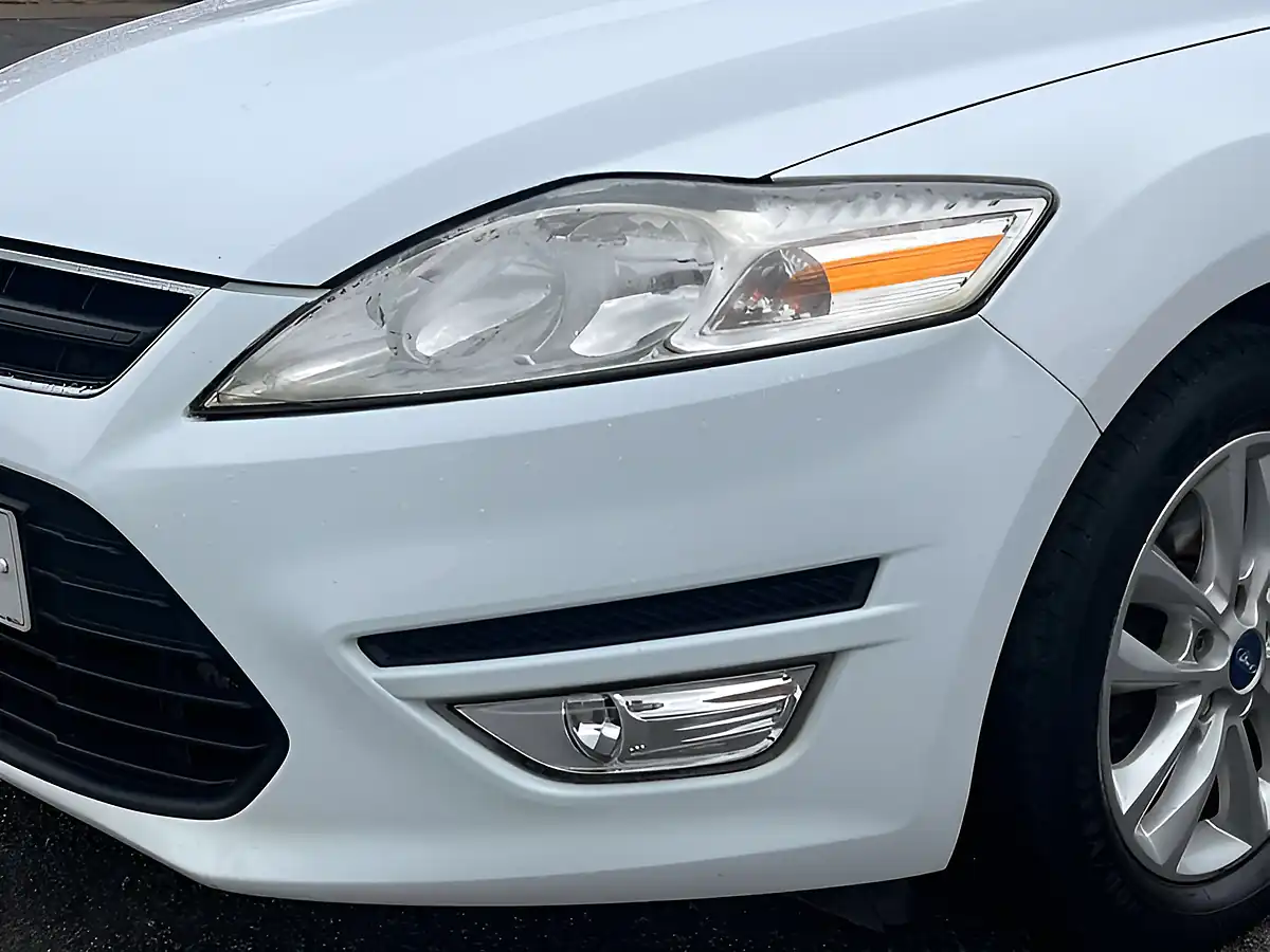 Used 2012 Ford Mondeo Zetec White - Interior and Exterior details 12