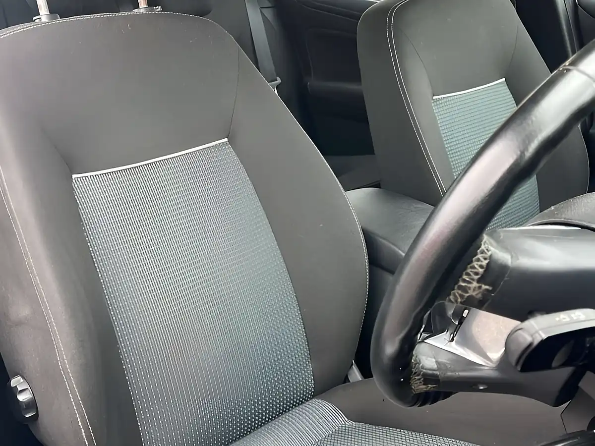 Used 2012 Ford Mondeo Zetec White - Interior and Exterior details 19
