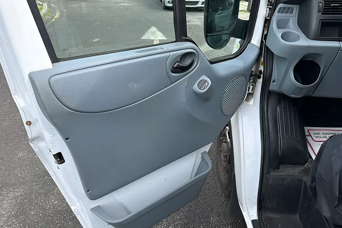 Used 2012 Ford Transit 280 FWD L1 H1 5dr White - Interior and Exterior details 15