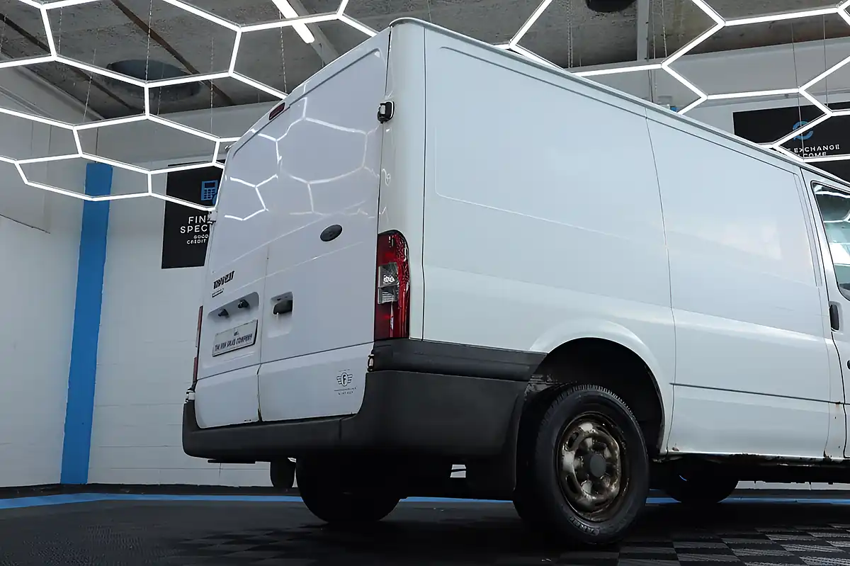 Used 2012 Ford Transit 280 White - Interior and Exterior details 9