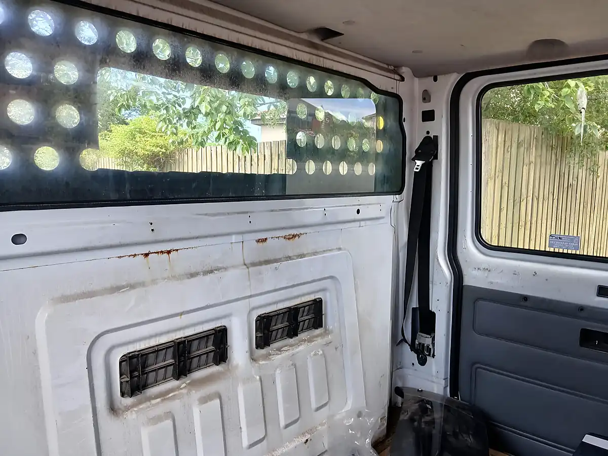 Used 2012 Ford Transit Chassis Cab White - Interior and Exterior details 13