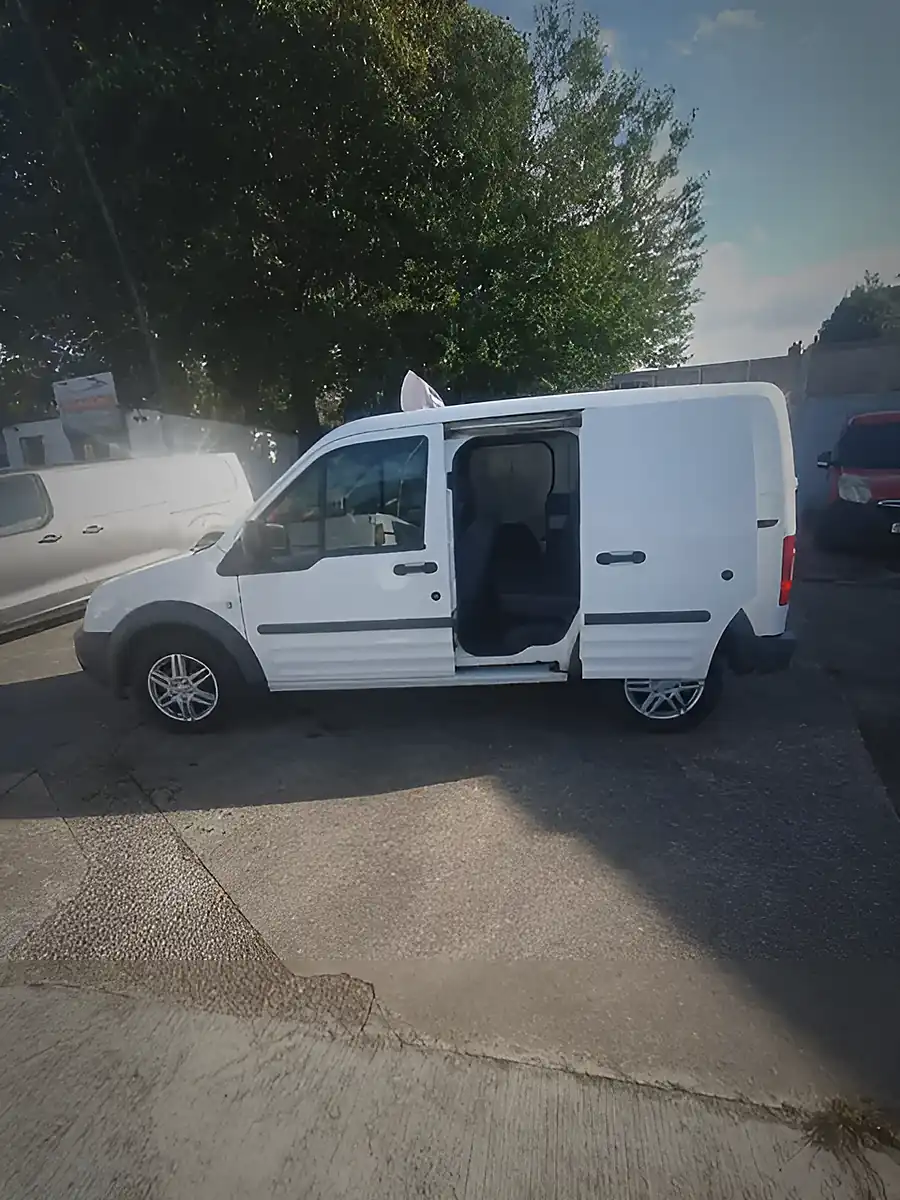 Used 2012 Ford Transit Connect Crewvan - Interior and Exterior details 17